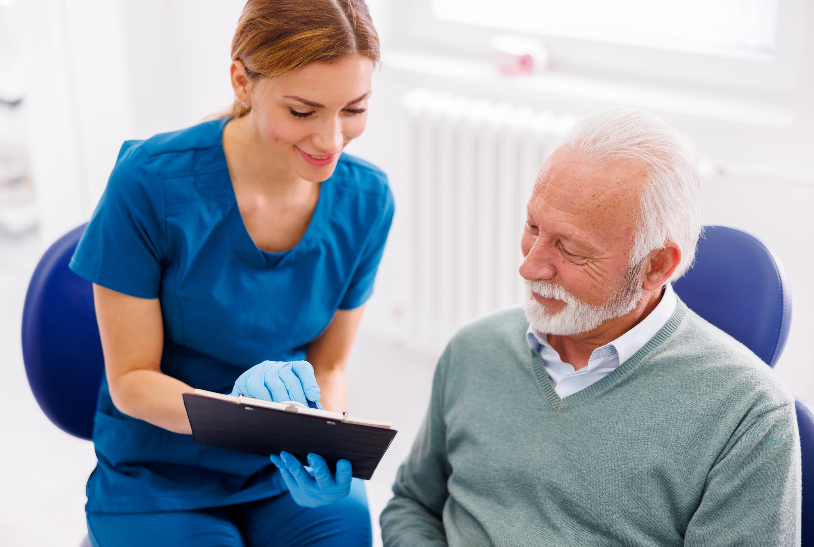Signs that require a same-day dental appointment for urgent care.